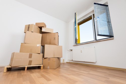 Packing and furniture handling for a flat move in Docklands